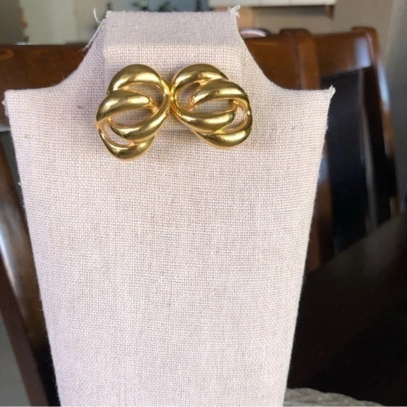 Vintage Signed Napier Pierced Earring - Picture 1 of 5